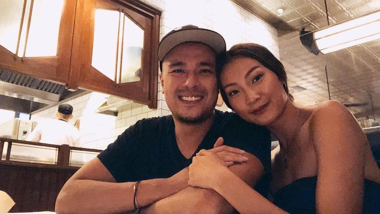 Jesslyn Lim Jesslyn Lim dan suaminya