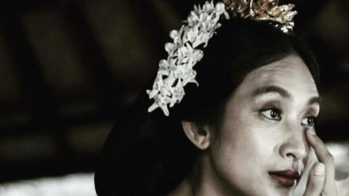 Hari Raya Nyepi adalah Hari Raya umat Hindu untuk penyucian kepada Dewa-Dewa&period; Berikut adalah kumpulan artis yang merayakan Hari Raya Nyepi