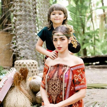 Artis yang Ucapkan dan Rayakan Hari Raya Nyepi