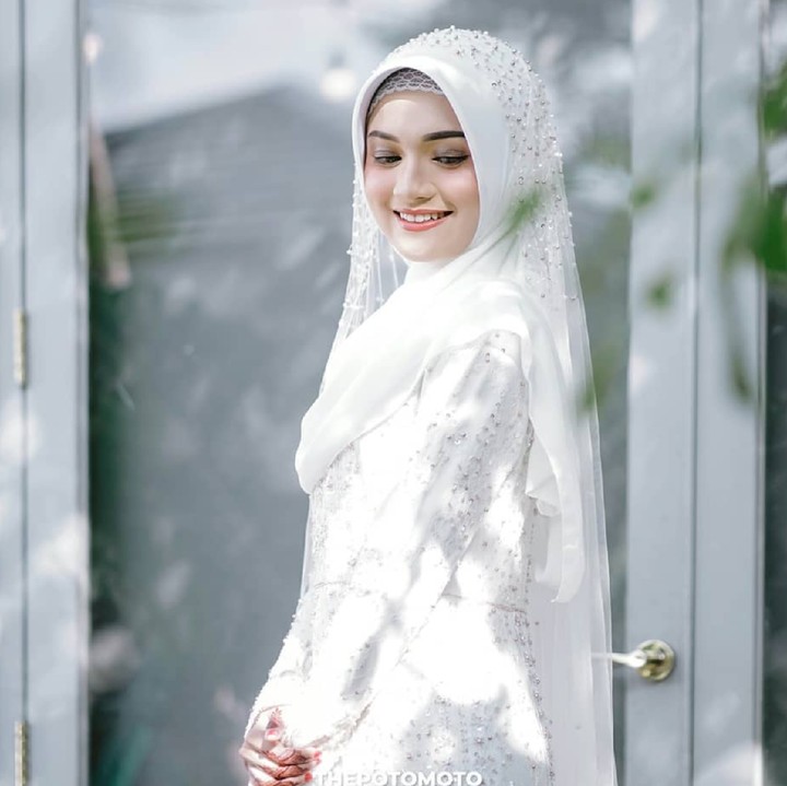 <p>Jihan Ghazali merupakan seorang selebgram asal Batam, Bunda. Usianya 21 tahun. (Foto: Instagram @thepotomoto)</p>