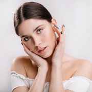 5 Essential Oil Ini Dikenal Bisa Mengatasi Rosacea