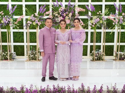 Terpopuler: Aurel Sujud Bikin Ashanty Kalut - Antibodi dari Vaksin COVID-19 Ada di ASI
