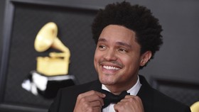Trevor Noah Senang Ngobrol Bareng BTS: Sampai Hampir Pingsan