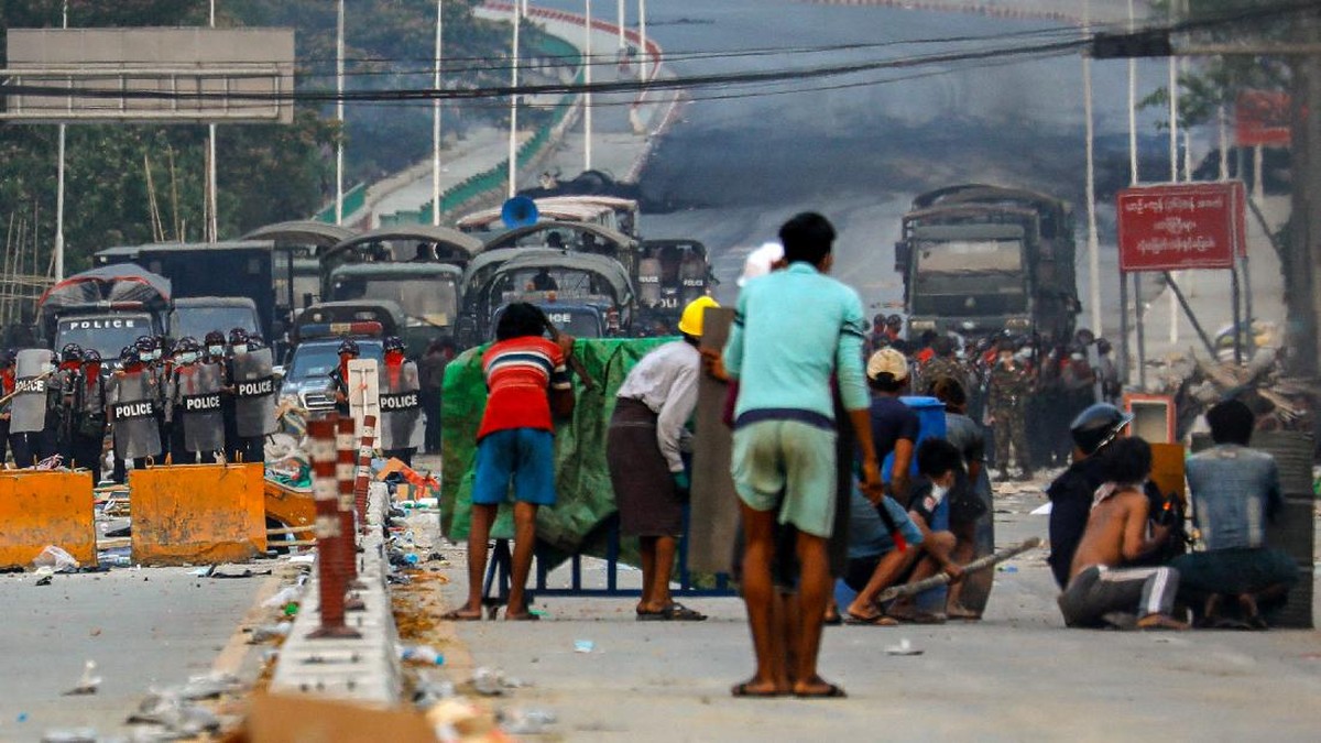 FOTO: Sebulan Demo Kudeta Myanmar Tewaskan 126 Orang