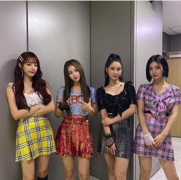 Brave Girls Tampilkan Konsep Musim Panas di Mini Album Terbaru