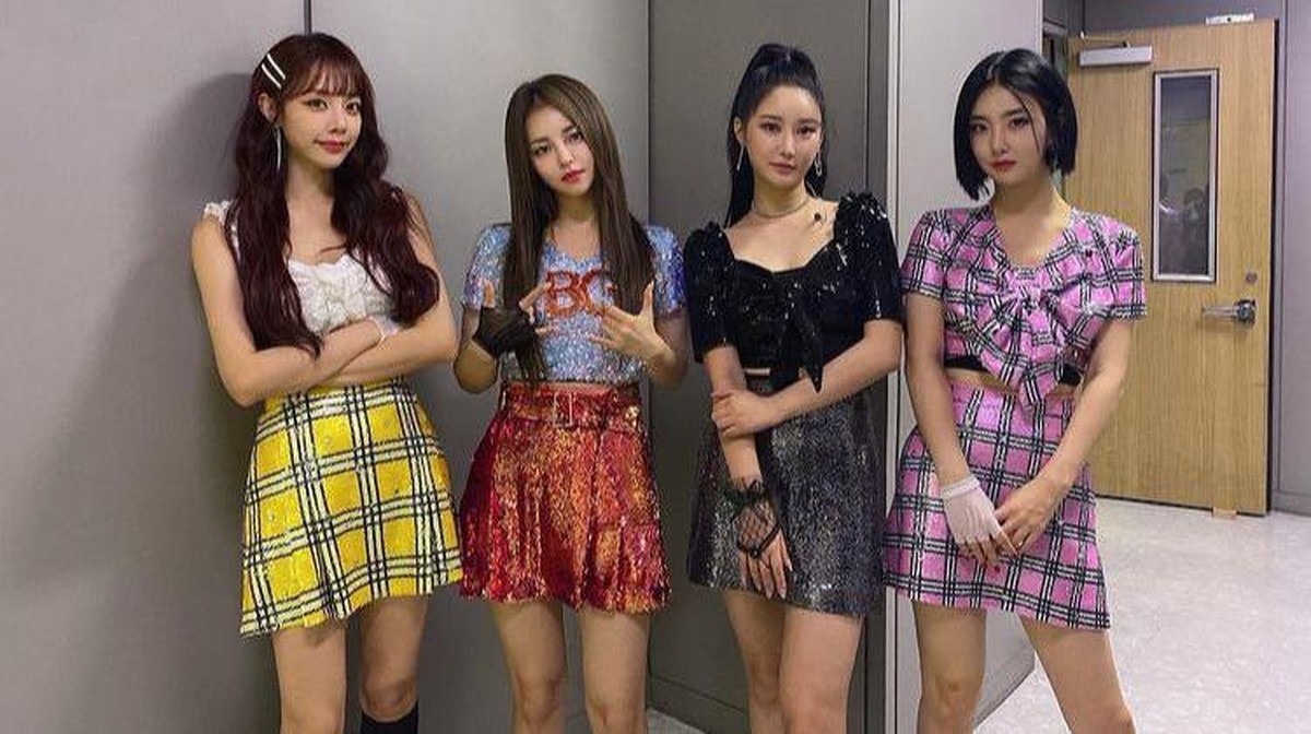 Inilah potret Brave Girls&comma; Group Girl yang telah debut selama 10 tahun dan baru saja meraih kemenangan pertama&period;