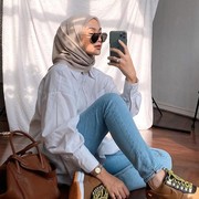 Tampil Stylish, Contek Mix and Match Skinny Jeans ala Influencer