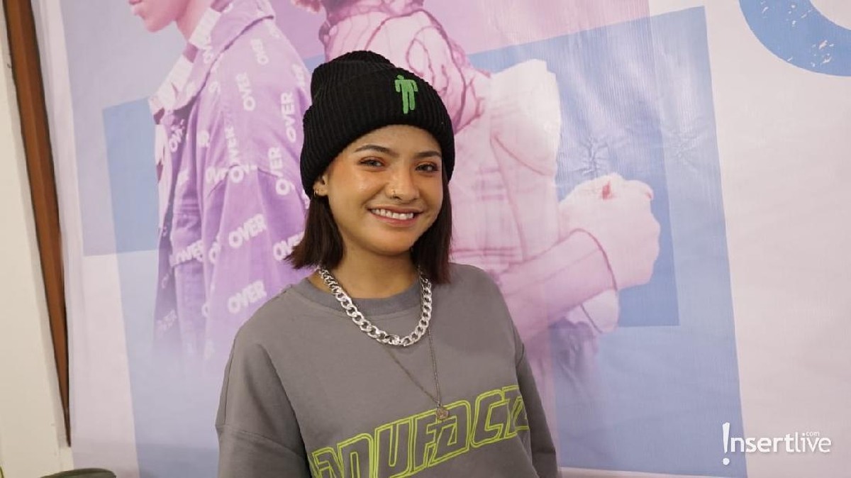 Sara Fajira dan Evan Lanell presscon single mereka yang baru&period; Intip gaya mereka&comma; yuk&excl;