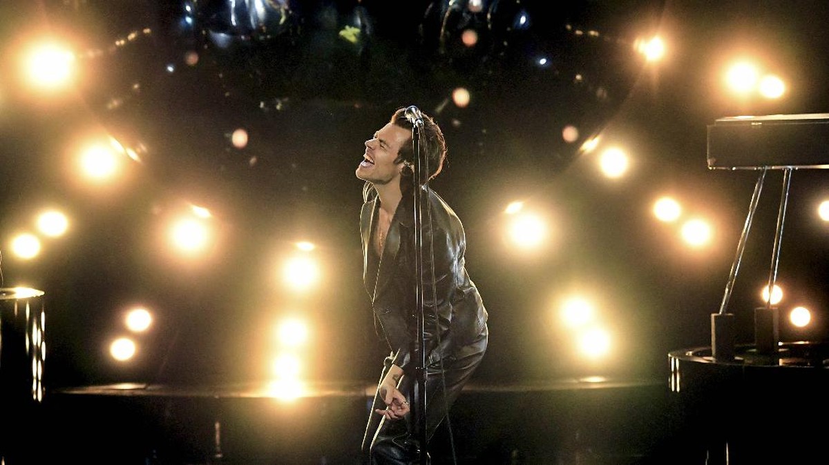 FOTO: Gemerlap Panggung Grammy Awards 2021 kala Pandemi