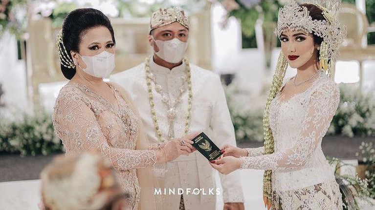 Momen Pernikahan Syahra Larez Mantan Rizky Billar dengan Pengusaha Muda