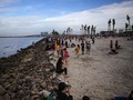 Antrean Panjang, PIK dan Dua Pantai di Jakarta Utara Ditutup