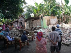 Rumah Gono Gini Dihancurkan Mantan Istri Gegara Sang Anak Tak Punya Tempat Tinggal