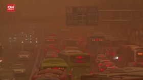 VIDEO: Badai Pasir Hantam Beijing, Jarak Pandang Hanya 1 KM