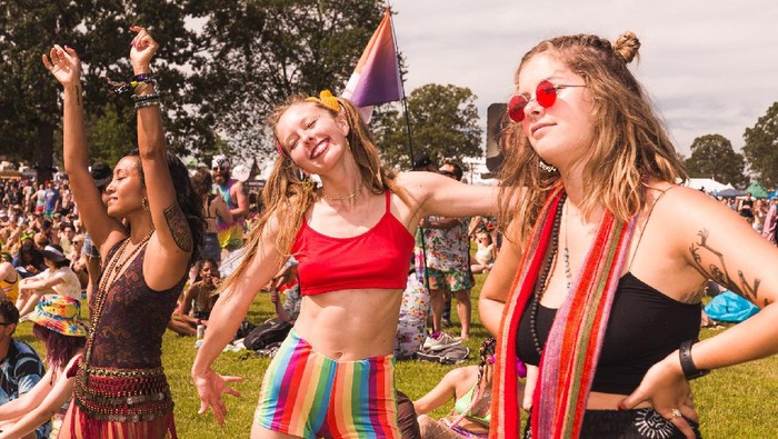 3 Zodiak Ini Senang Menjadi Pusat Perhatian, Siapa Saja Mereka?