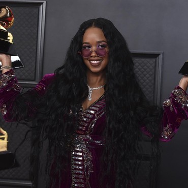 Lirik Lagu Fight For You (OST Judas And The Black Messiah) - H.E.R.