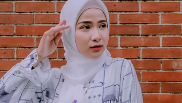TIPS PAKAI HIJAB AGAR TERLIHAT LEBIH TIRUS