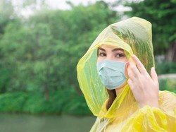 Virus Corona Mudah Menyebar di Musim Hujan? Begini Penjelasannya