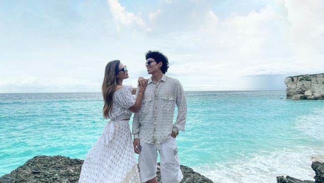 Mengenal Puasa Mutih yang Dijalani Aurel Jelang Pernikahan Aurel Hermansyah melakukan sejumlah persiapan jelang pernikahan, termasuk menjalani puasa mutih. Apa itu puasa mutih?