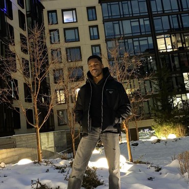 Lirik Lagu Heartbreak Anniversary - Giveon