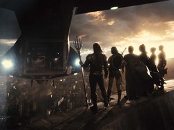 Zack Snyder Minta Fans Optimis Justice League Dibuat Sekuel
