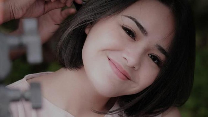 Inspirasi Gaya Makeup Andien Ikatan Cinta yang Memesona