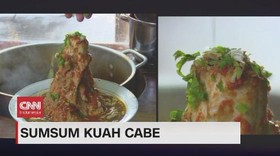 VIDEO: Sumsum Kuah Cabe dan Soto Otot Legendaris