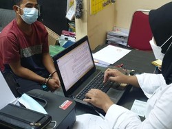 Jabar Banten Hari Ini: KPK Geledah Rumah Bupati KBB-Pria Aniaya Balita Tangerang