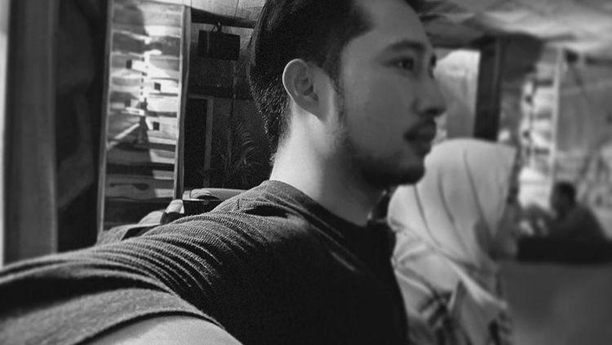 Berikut potret kebersamaan Evelyn Nada Anjani dan Rulyabii yang sempat bungkam tentang kedekatan mereka&period;