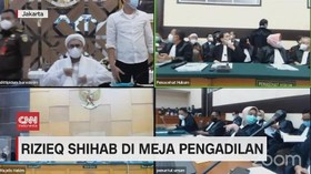 VIDEO: Rizieq Shihab di Meja Pengadilan