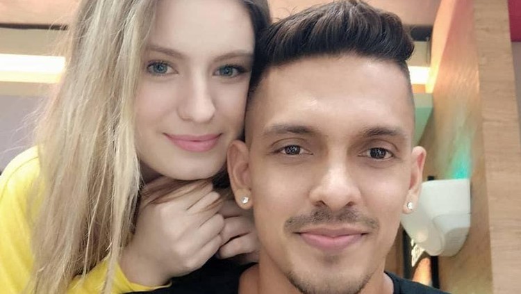 Robby Shine dan Natasya Shine
