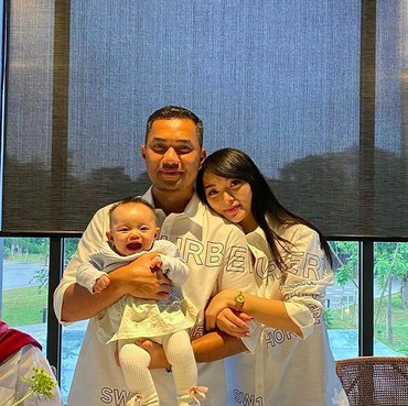 Perayaan Mewah Ultah Suami Zaskia Gotik tanpa Kehadiran Putri Pertama