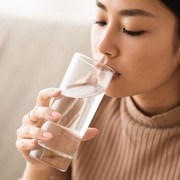 5 Tanda Tubuh Kamu Belum Mendapat Asupan Air yang Cukup