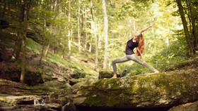 Hari Yoga: Menjaga Mental selama Pandemi dengan Yoga
