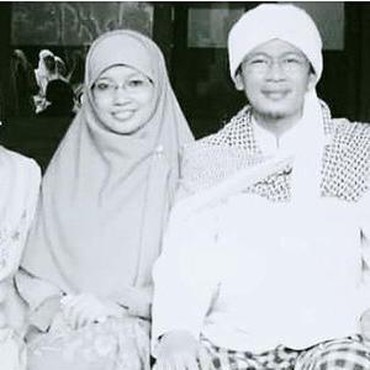 Digugat Cerai Aa Gym, Teh Ninih Unggah Video Tentang Kehilangan