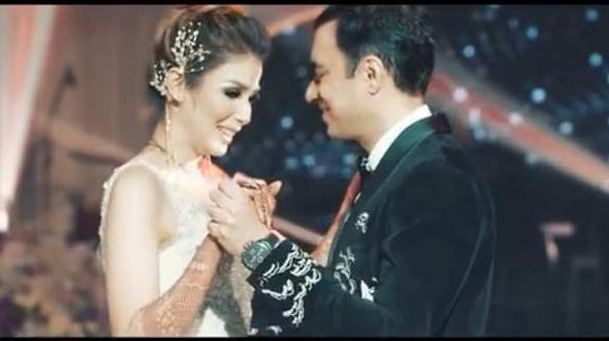 Yuk intip&comma; momen mewahnya pernikahan Rocky Soraya dan Melissa Ginting&excl;