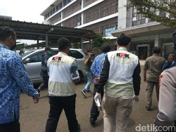 Jejak Penggeledahan KPK Usut Korupsi Bansos COVID-19 di Bandung Barat