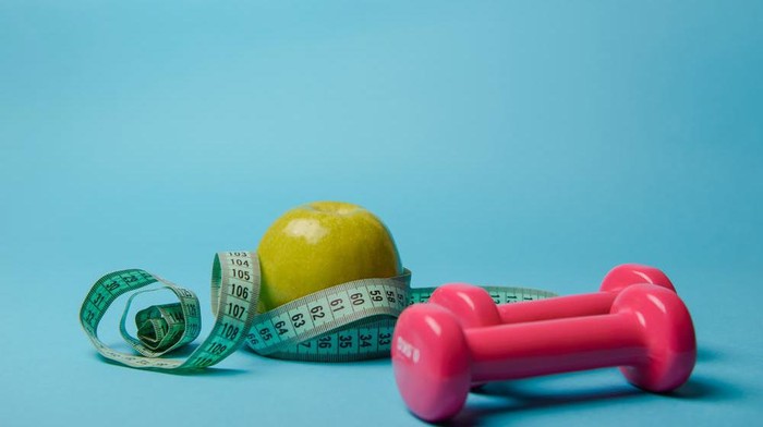 Turun Berat Badan Tak Selalu Baik! Makanya, Ketahui Perbedaan Weight Loss Vs Fat Loss
