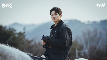 Tampil Menawan di DraKor 'Vincenzo', Foto Jadul Song Joong Ki Kembali Disorot
