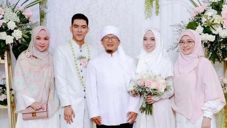 Aa Gym dan Keluarga