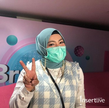 Cerita Astrid Kuya Ternak Ikan Cupang hingga Dilelang Rp12 Juta