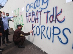 Grafiti Percantik Jembatan Kedungkandang Kota Malang, Ini Penilaian Netizen