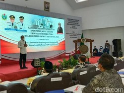 Gubsu Janji Kembalikan Fungsi Lapangan Merdeka Medan yang Kini Jadi Food Court