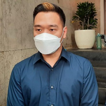 Begini Reaksi Nobu Saat Bertemu Gisel di Persidangan