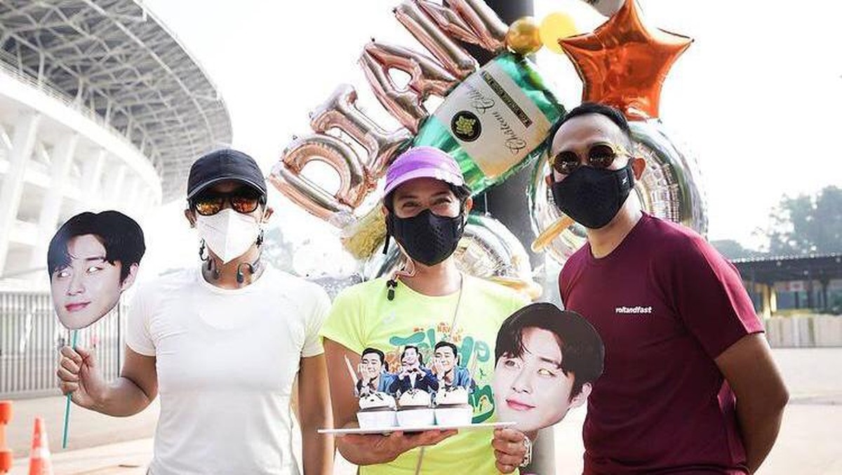 Berikut adalah momen kejutan ulang tahun Dian Sastro ke-39 dari sang suami tercinta&comma; Maulana Indraguna&period;