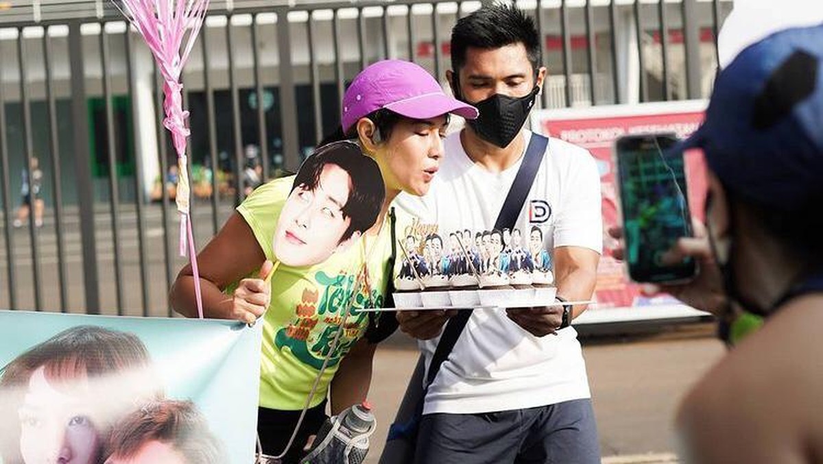 Berikut adalah momen kejutan ulang tahun Dian Sastro ke-39 dari sang suami tercinta&comma; Maulana Indraguna&period;