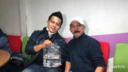 Hobi Pelihara Ikan Cupang, Opie Kumis Dapat Restu Istri