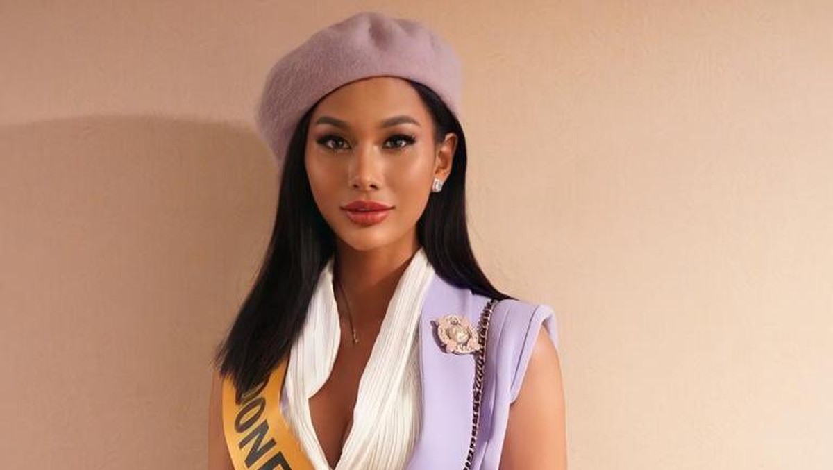Berikut adalah potret pesona Aurra dalam berbagai balutan busana di ajang Miss Grand International&period;