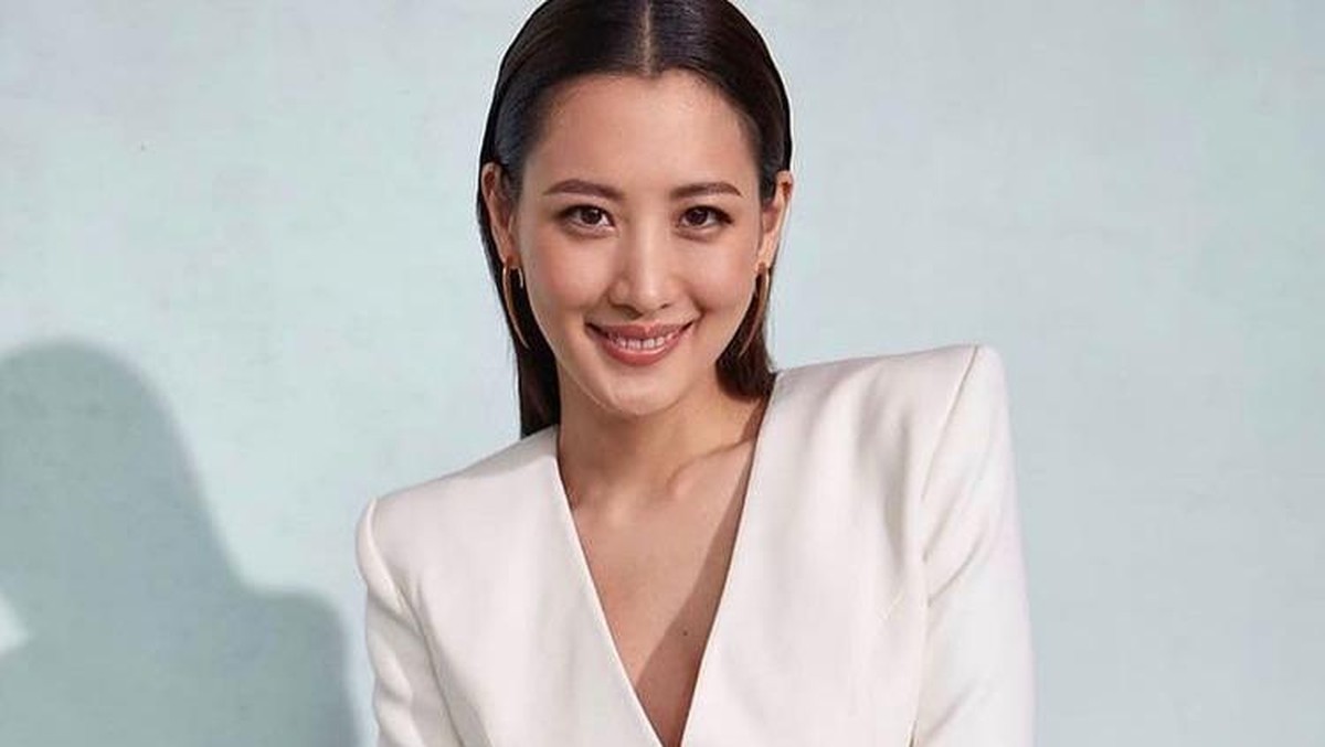 Berikut adalah potret cantik Claudia Kim yang telah resmi bergabung dengan YG Entertainment&period;