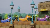 FOTO: Keseruan Bermain di Taman Hiburan Super Nintendo World Taman hiburan Super Nintendo World akhirnya dibuka. Kini Mario Kart sampai Peach's Castle bisa disambangi di dunia nyata.