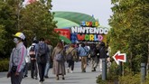FOTO: Keseruan Bermain di Taman Hiburan Super Nintendo World Taman hiburan Super Nintendo World akhirnya dibuka. Kini Mario Kart sampai Peach's Castle bisa disambangi di dunia nyata.